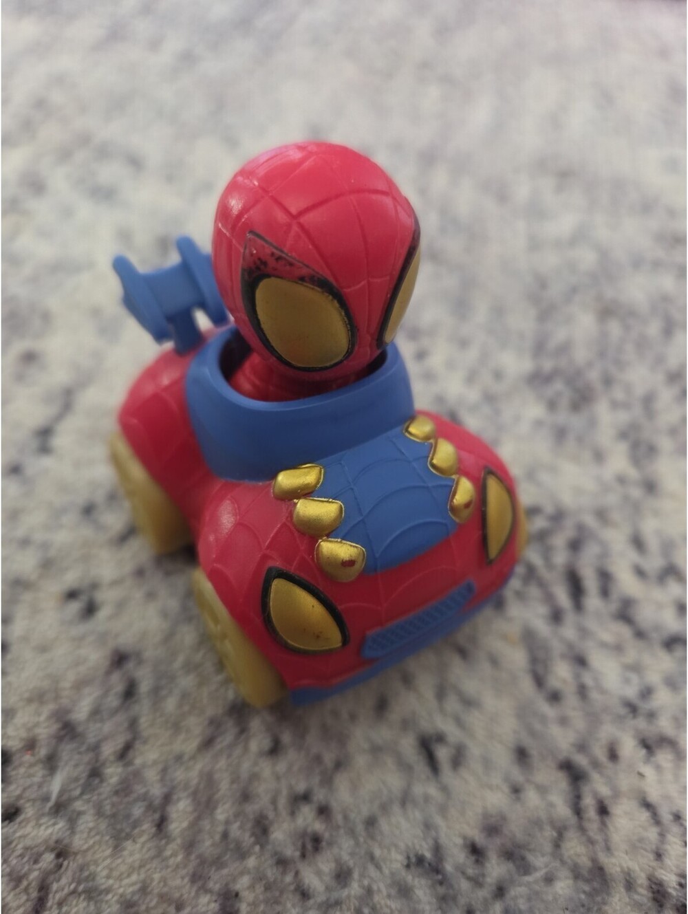 Rare Gold Spider-Man In Spidey Car Marvel Mini 2.5” T Plastic Toy Car